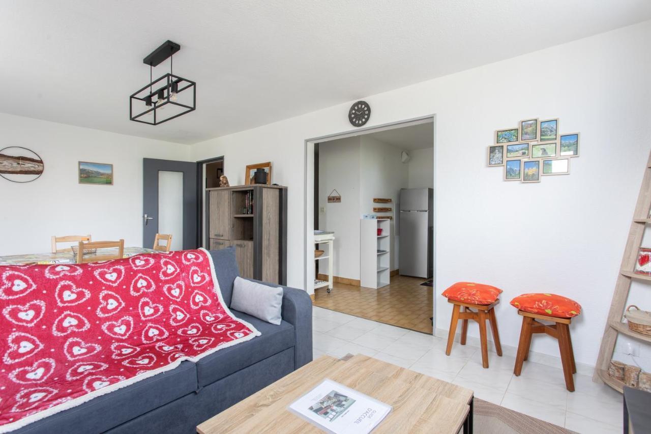 Les Arolles - Appartement Vue Sur La Montagne Saint-Leger-les-Melezes Exteriör bild